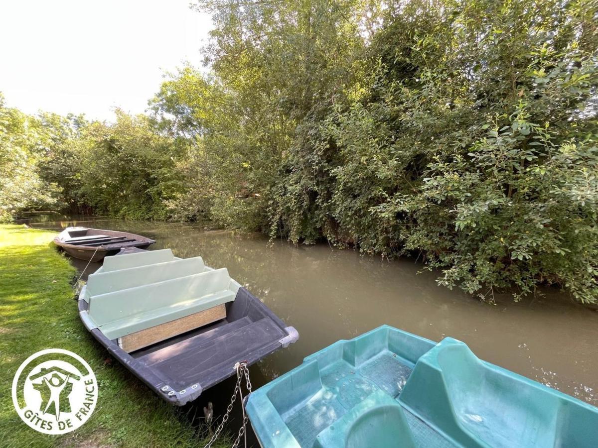 Gite Charmant Au Bord De L'Eau Avec Canoes, Terrasse Et Jardin A Damvix, Au Coeur Du Marais Poitevin. - Fr-1-426-354 Villa Ngoại thất bức ảnh